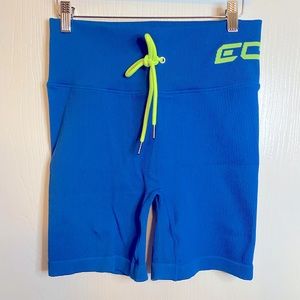 ECHT Arise Style Short